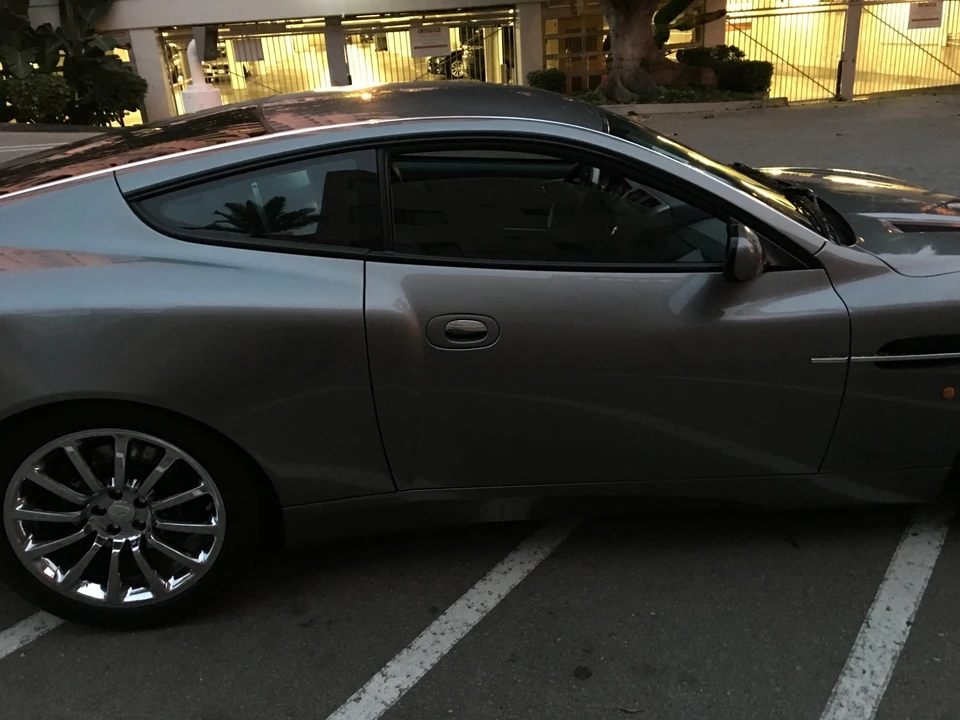 2003 Aston Martin Vanquish 1st Gen - Image 18 of 31