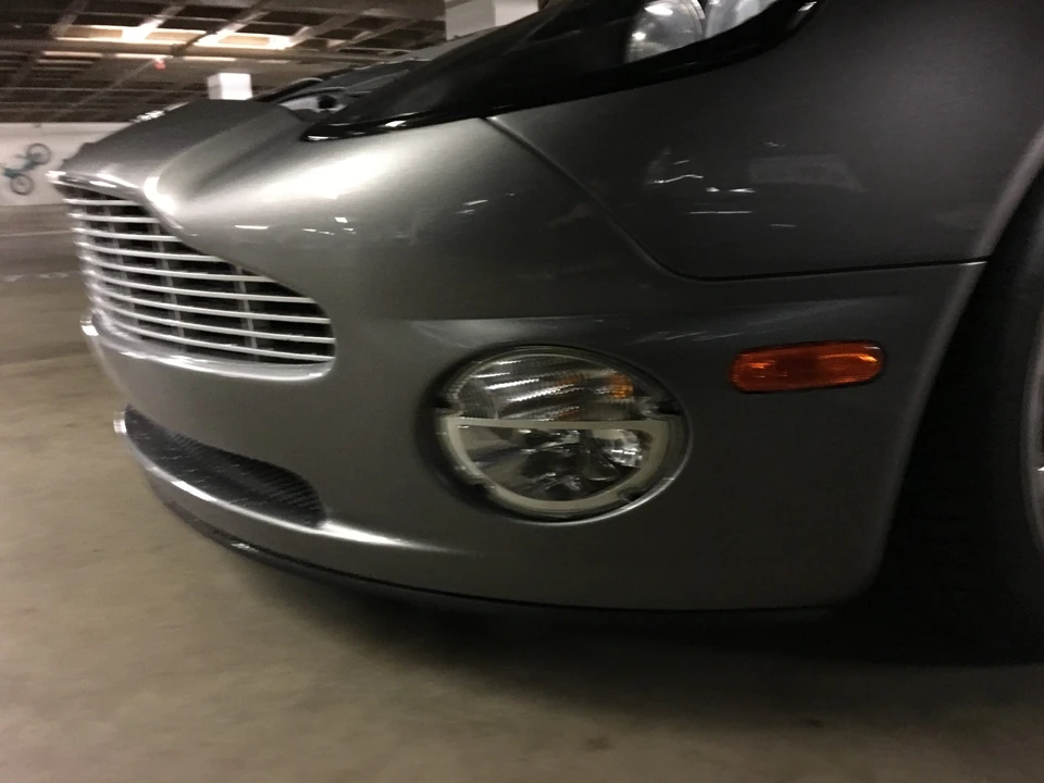 2003 Aston Martin Vanquish 1st Gen - Image 24 of 31