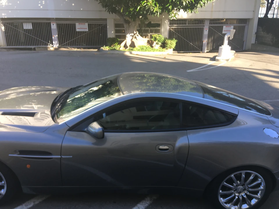 2003 Aston Martin Vanquish 1st Gen - Image 8 of 31