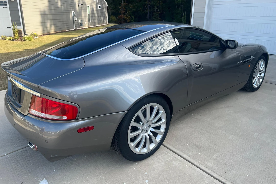 2003 Aston Martin Vanquish 1st Gen - Image 4 of 31
