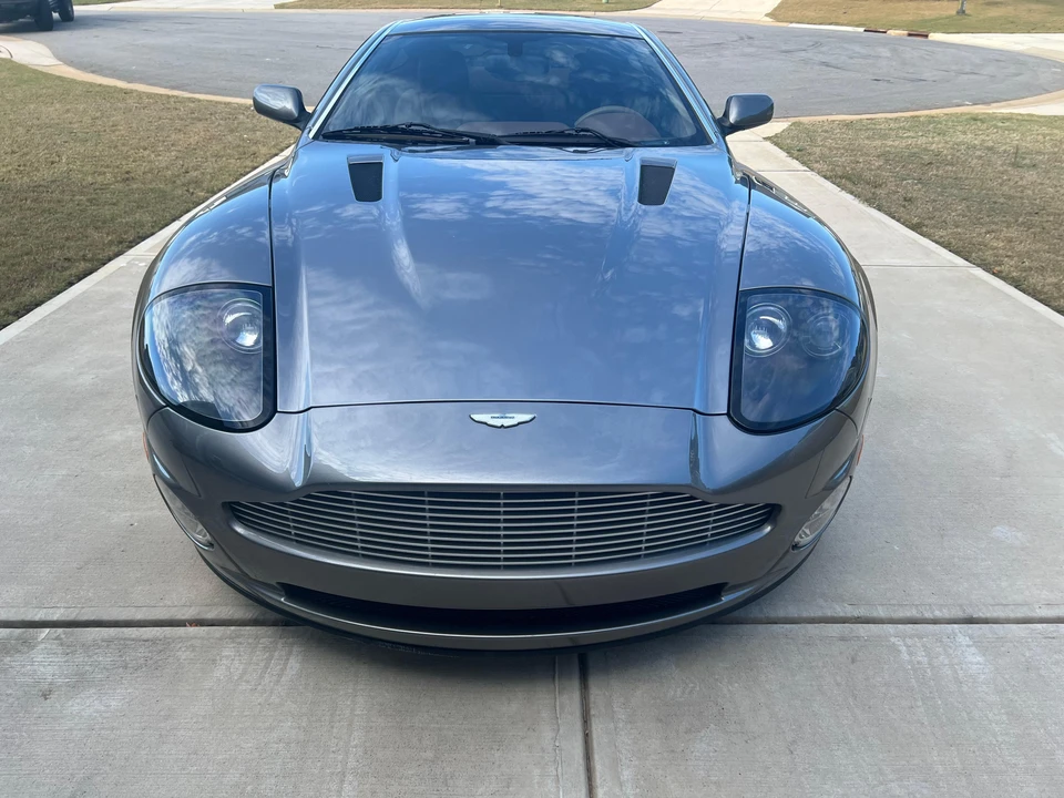2003 Aston Martin Vanquish 1st Gen - Image 8 of 31