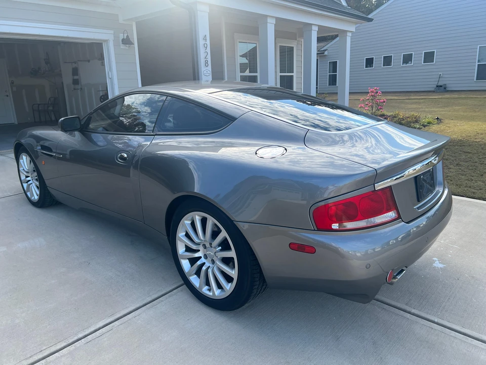 2003 Aston Martin Vanquish 1st Gen - Image 15 of 31