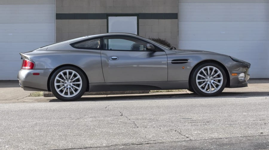 2003 Aston Martin Vanquish 1st Gen - Image 8 of 12