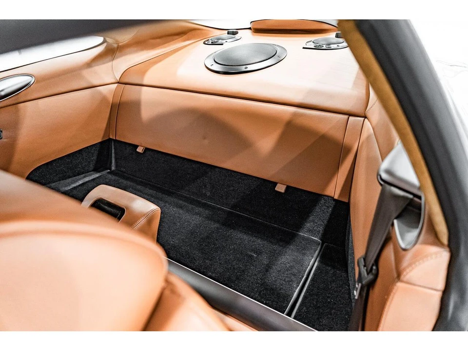 2003 Aston Martin Vanquish 1st Gen - Image 14 of 31