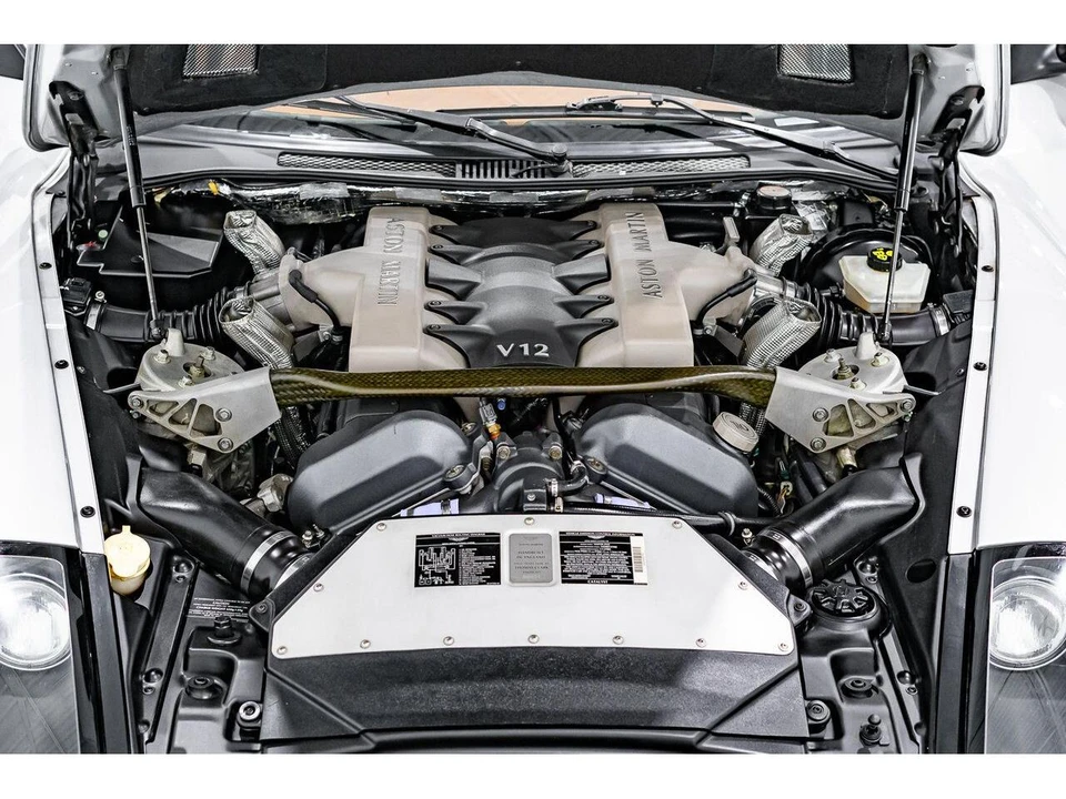 2003 Aston Martin Vanquish 1st Gen - Image 15 of 31