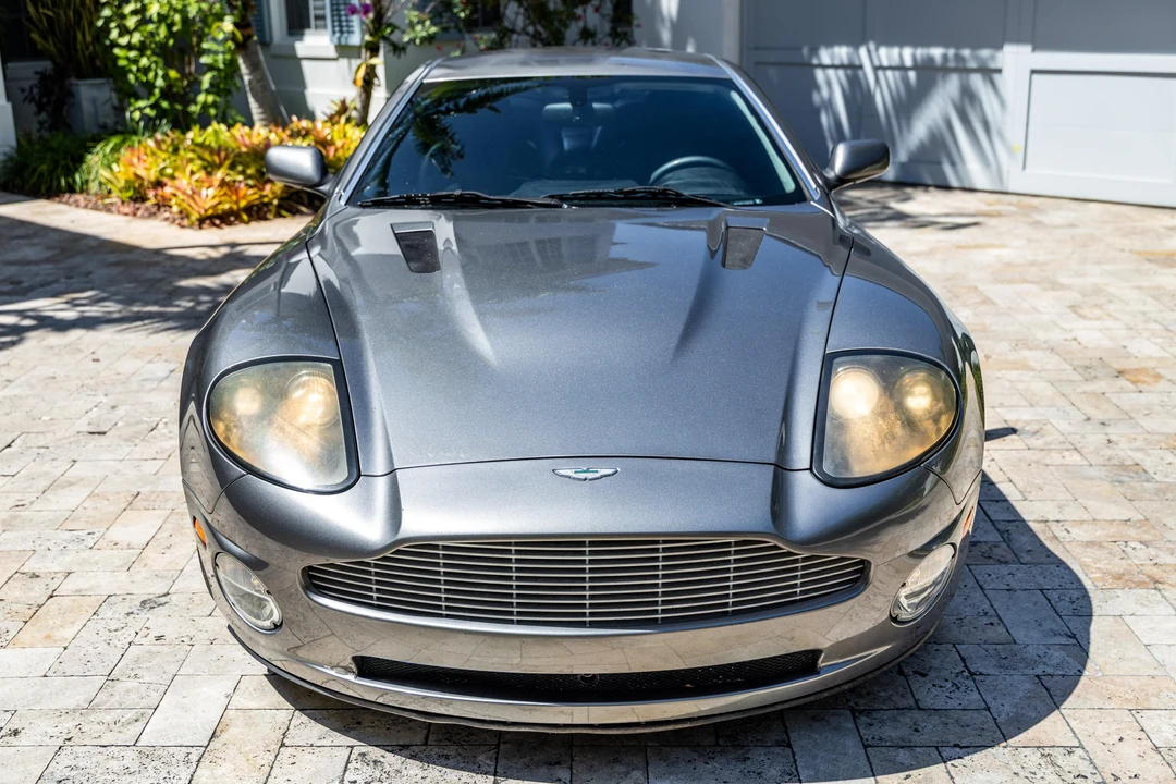 2003 Aston Martin Vanquish 1st Gen - Image 2 of 31