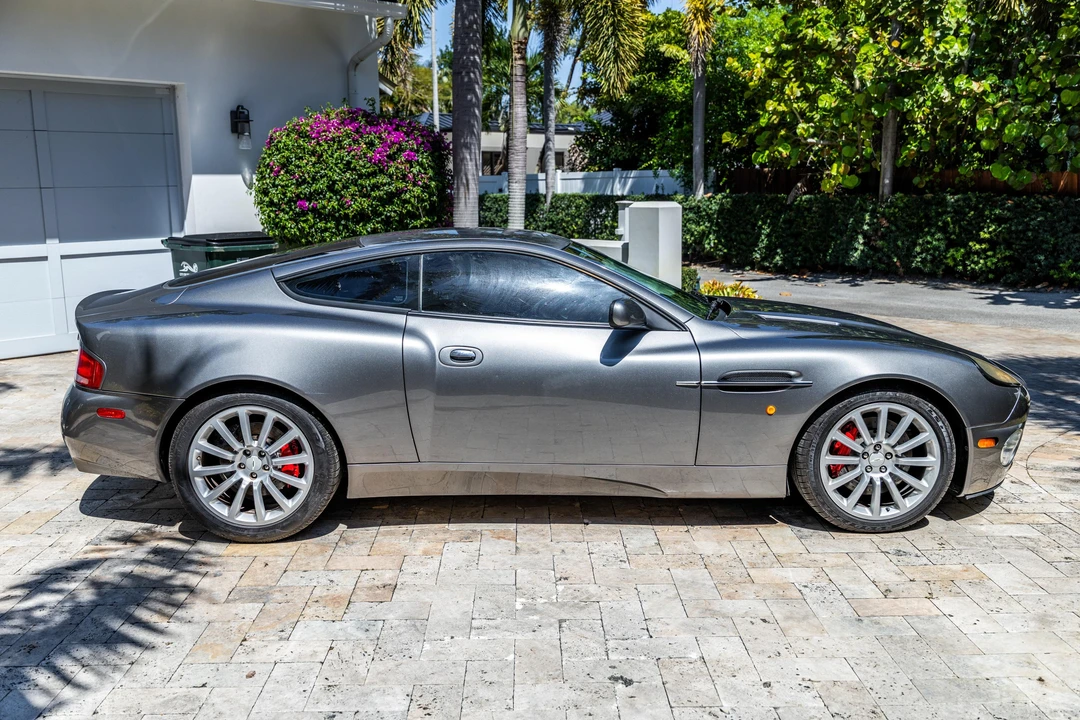 2003 Aston Martin Vanquish 1st Gen - Image 3 of 31