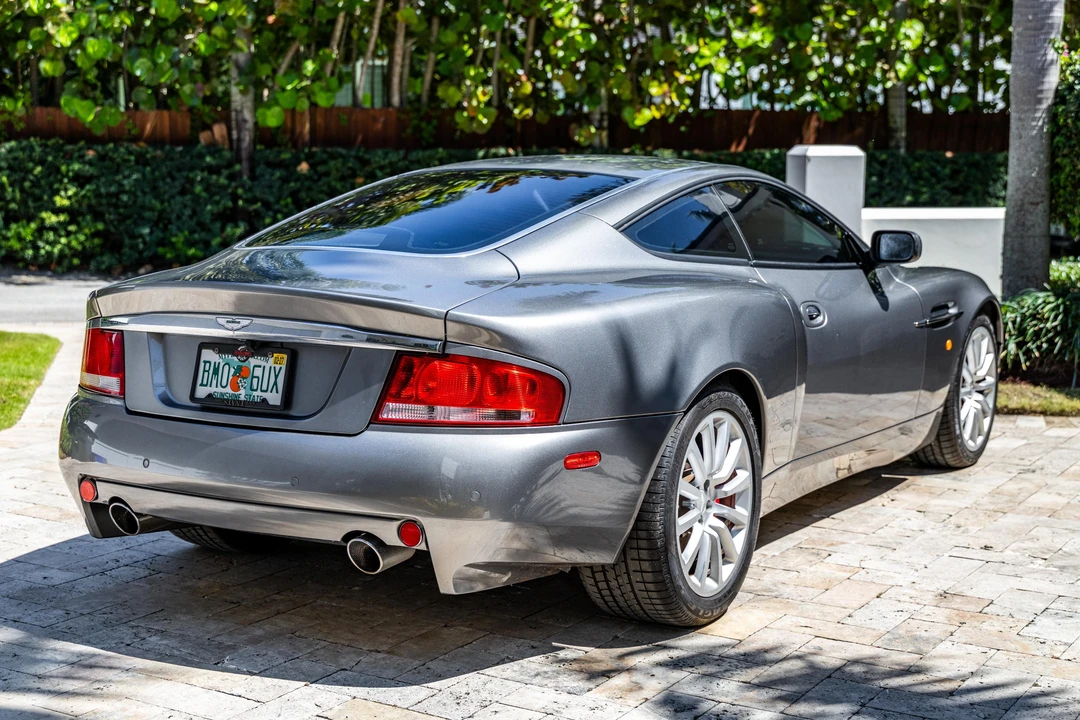 2003 Aston Martin Vanquish 1st Gen - Image 4 of 31