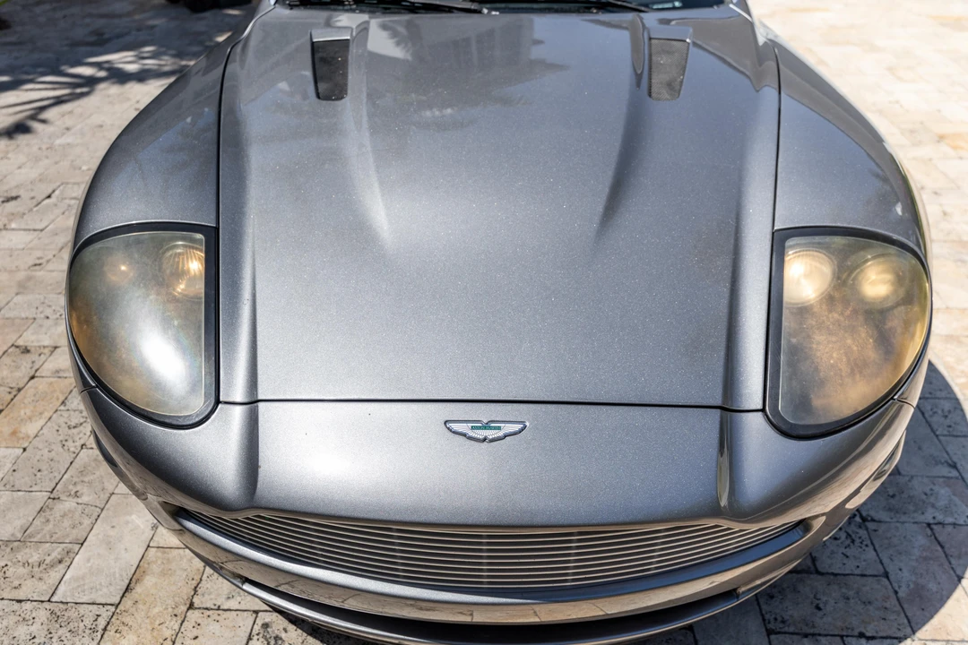 2003 Aston Martin Vanquish 1st Gen - Image 13 of 31