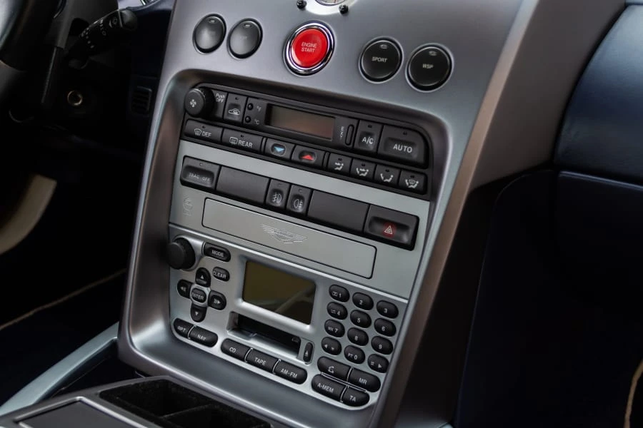 2003 Aston Martin Vanquish 1st Gen - Image 7 of 12