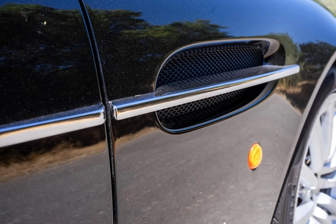 2003 Aston Martin Vanquish 1st Gen - Image 30 of 31