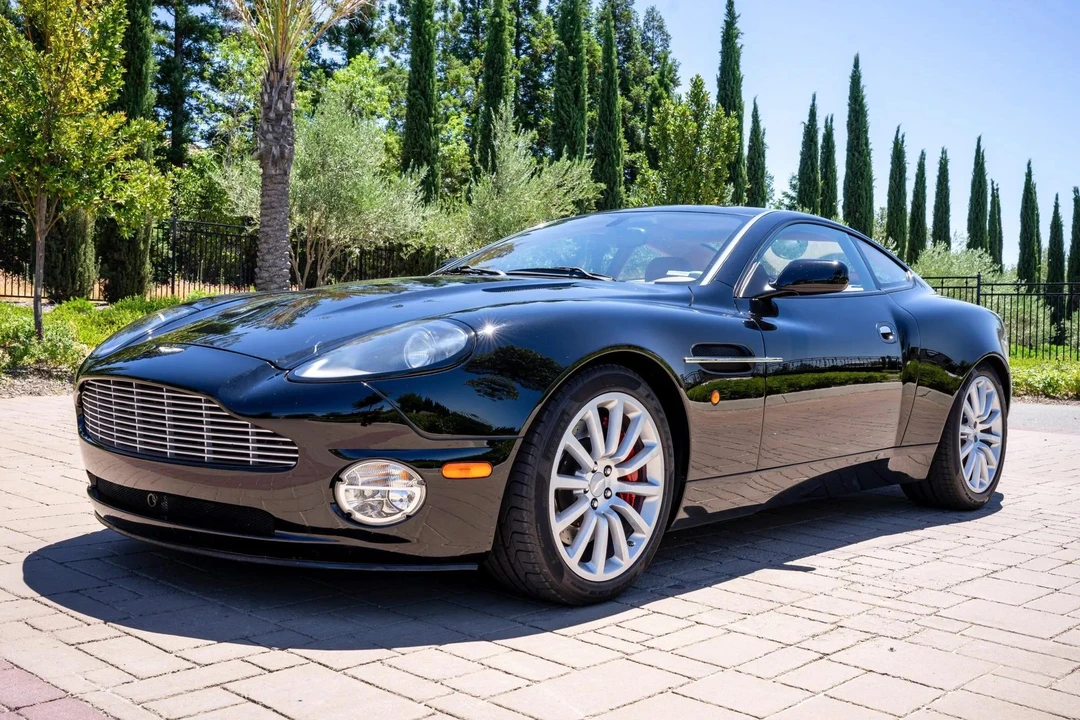 2003 Aston Martin Vanquish 1st Gen - Image 7 of 31
