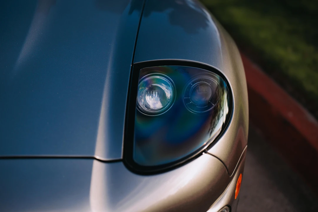 2003 Aston Martin Vanquish 1st Gen - Image 27 of 31