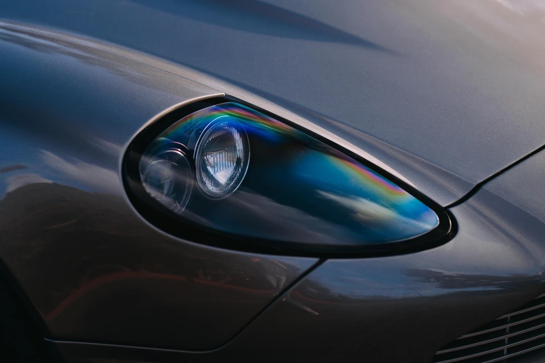 2003 Aston Martin Vanquish 1st Gen - Image 20 of 31
