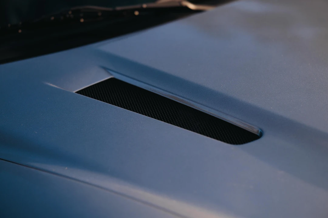 2003 Aston Martin Vanquish 1st Gen - Image 30 of 31
