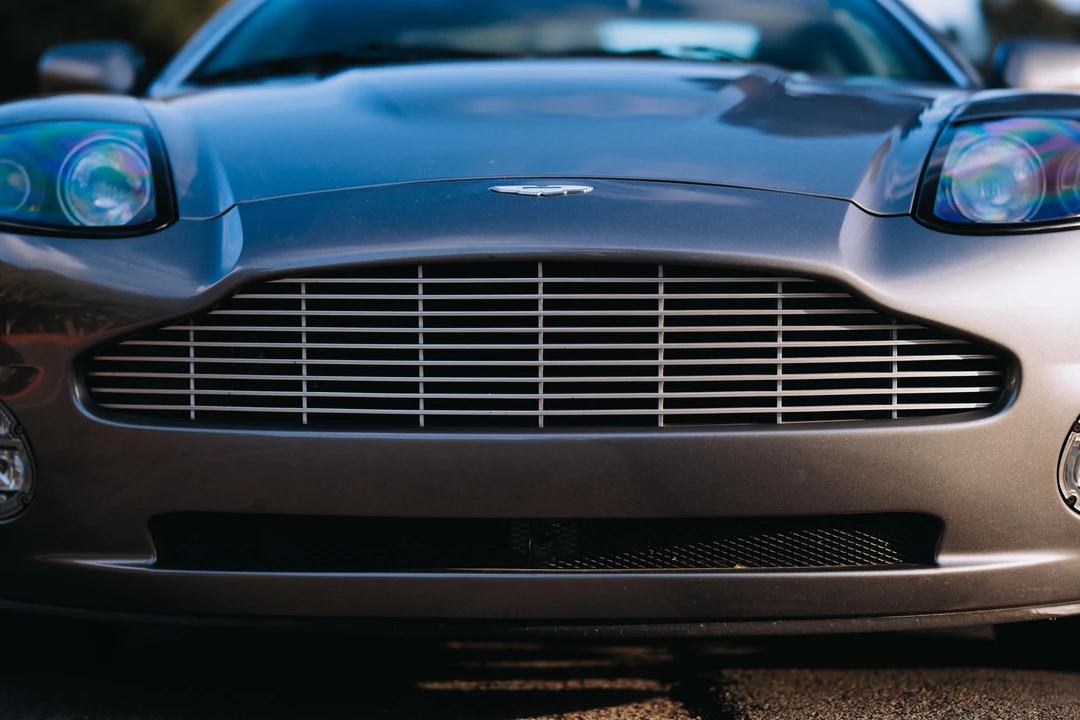 2003 Aston Martin Vanquish 1st Gen - Image 24 of 31