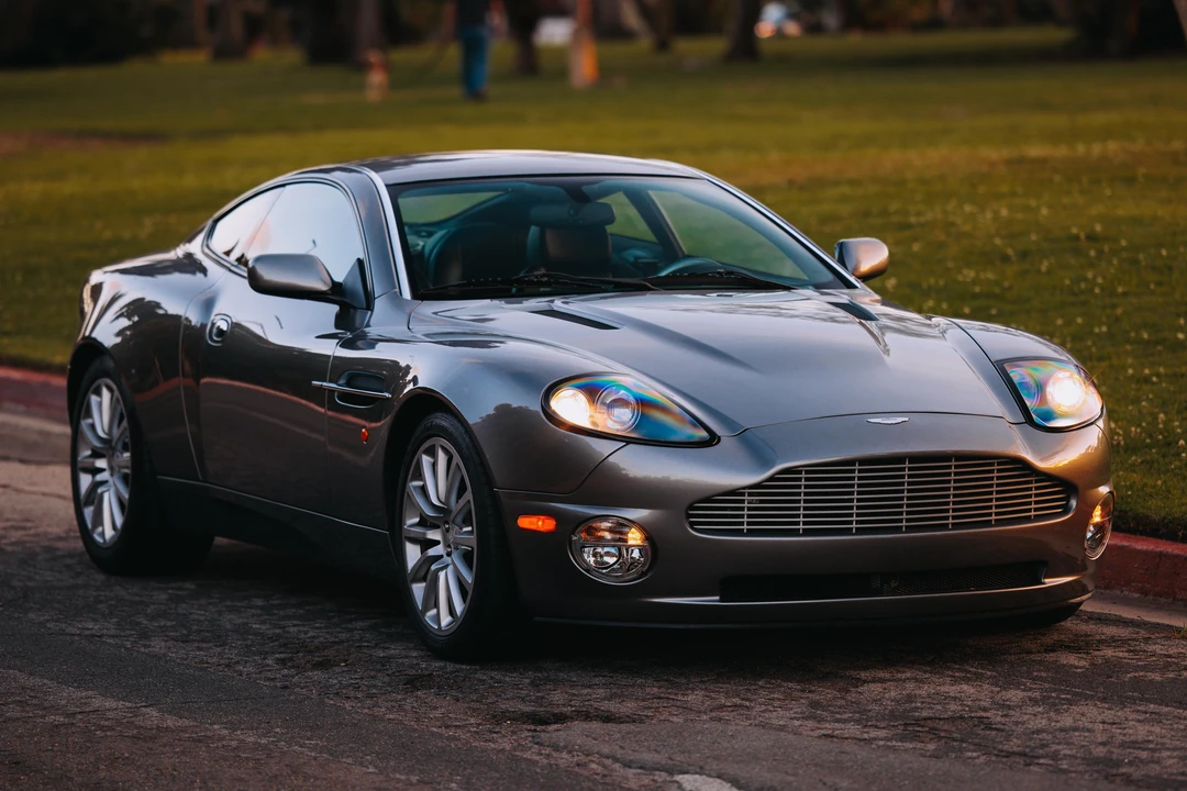 2003 Aston Martin Vanquish 1st Gen - Image 3 of 31