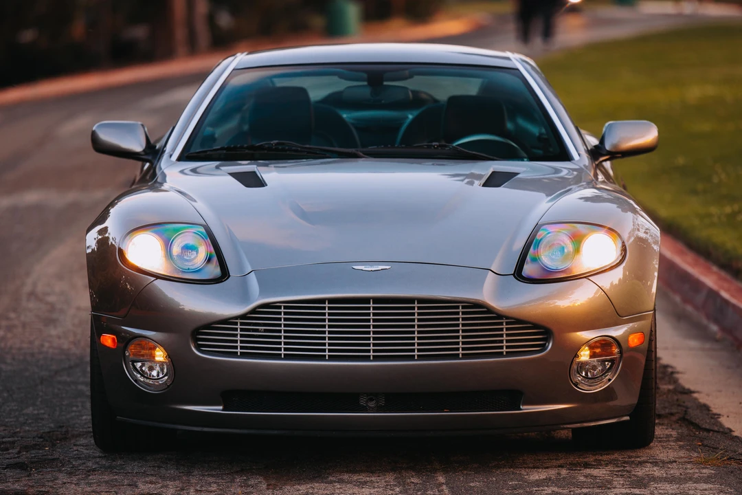 2003 Aston Martin Vanquish 1st Gen - Image 2 of 31