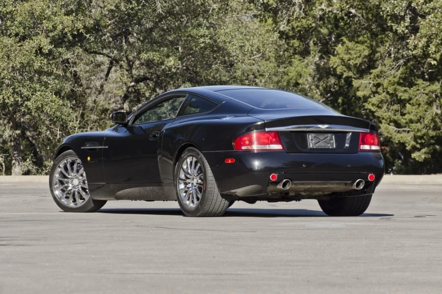 2003 Aston Martin Vanquish 1st Gen - Image 2 of 10