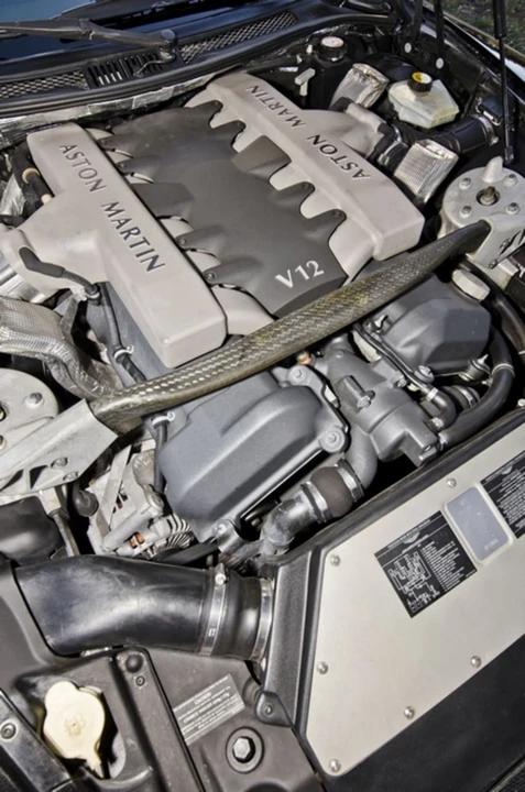 2003 Aston Martin Vanquish 1st Gen - Image 7 of 10