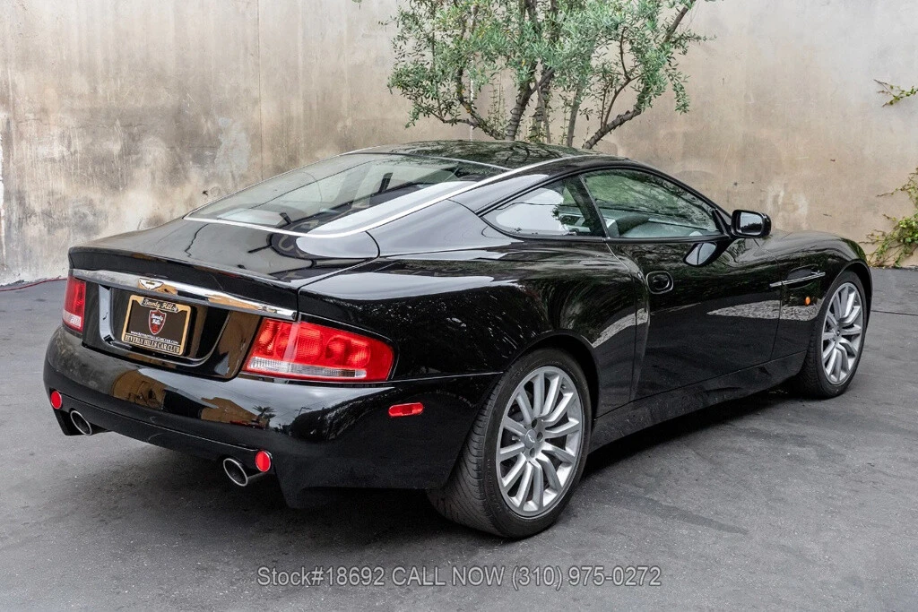 2003 Aston Martin Vanquish 1st Gen - Image 5 of 12