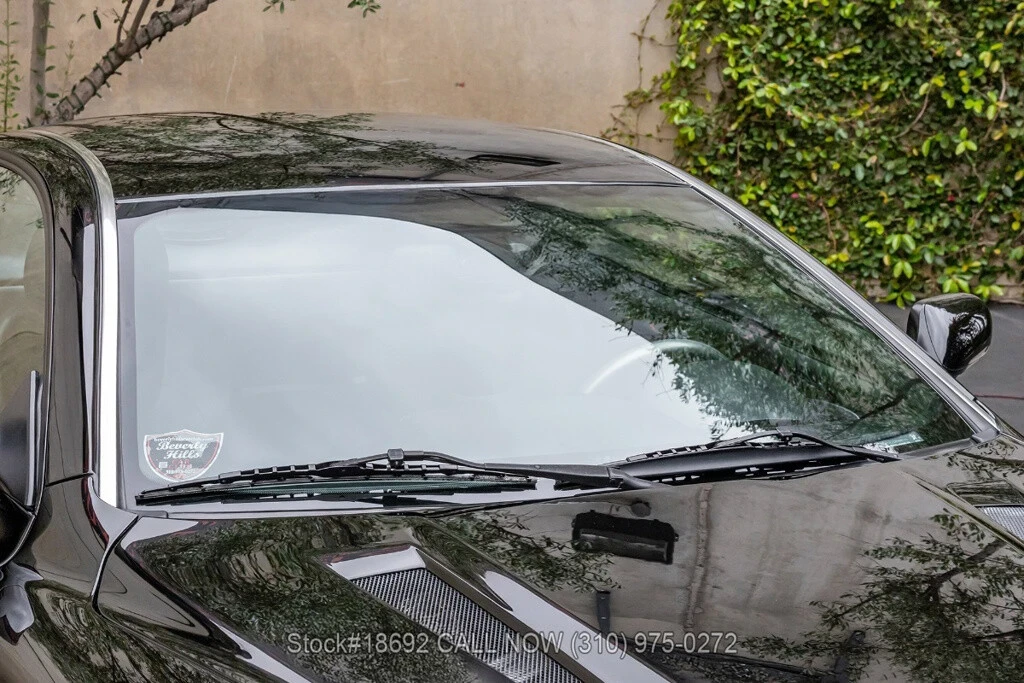 2003 Aston Martin Vanquish 1st Gen - Image 9 of 12