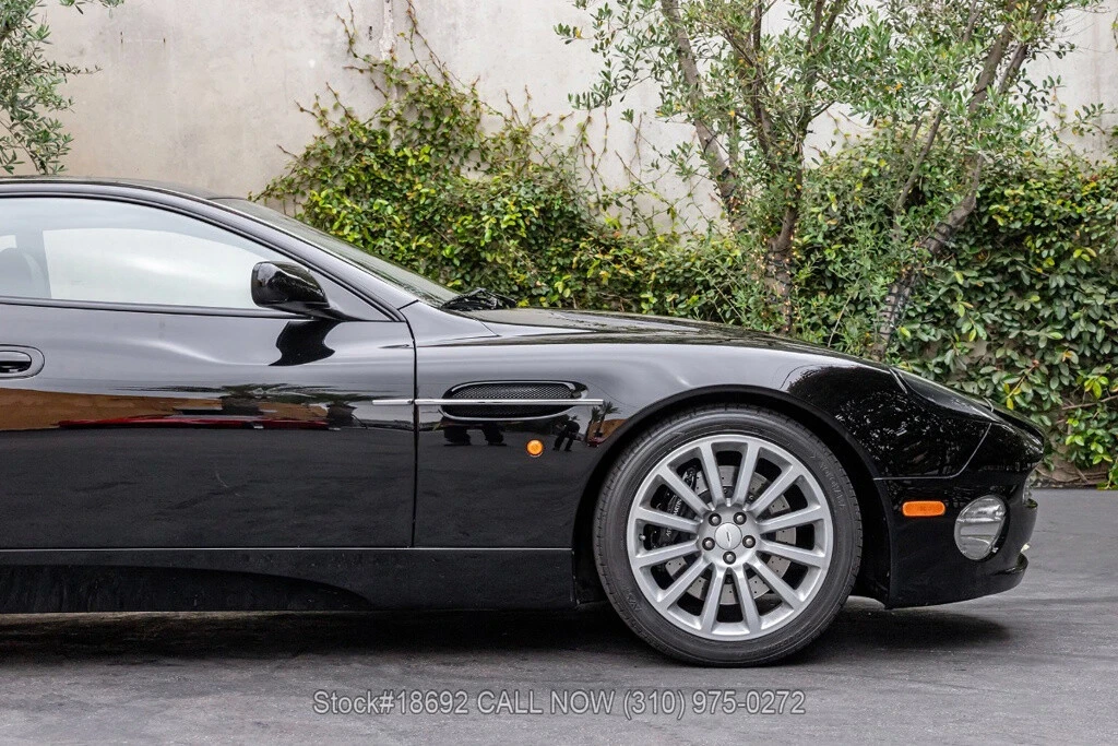 2003 Aston Martin Vanquish 1st Gen - Image 10 of 12