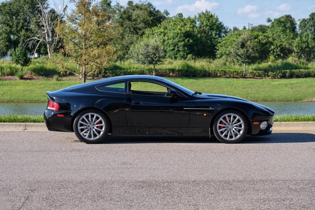 2003 Aston Martin Vanquish 1st Gen - Image 7 of 31