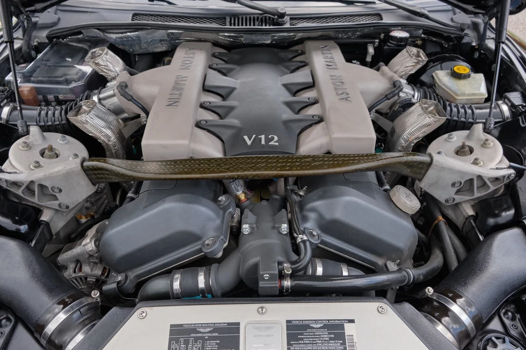 2003 Aston Martin Vanquish 1st Gen - Image 11 of 21