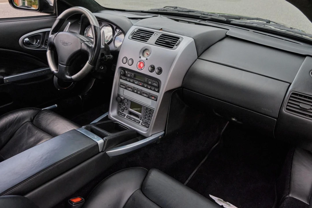 2003 Aston Martin Vanquish 1st Gen - Image 17 of 31