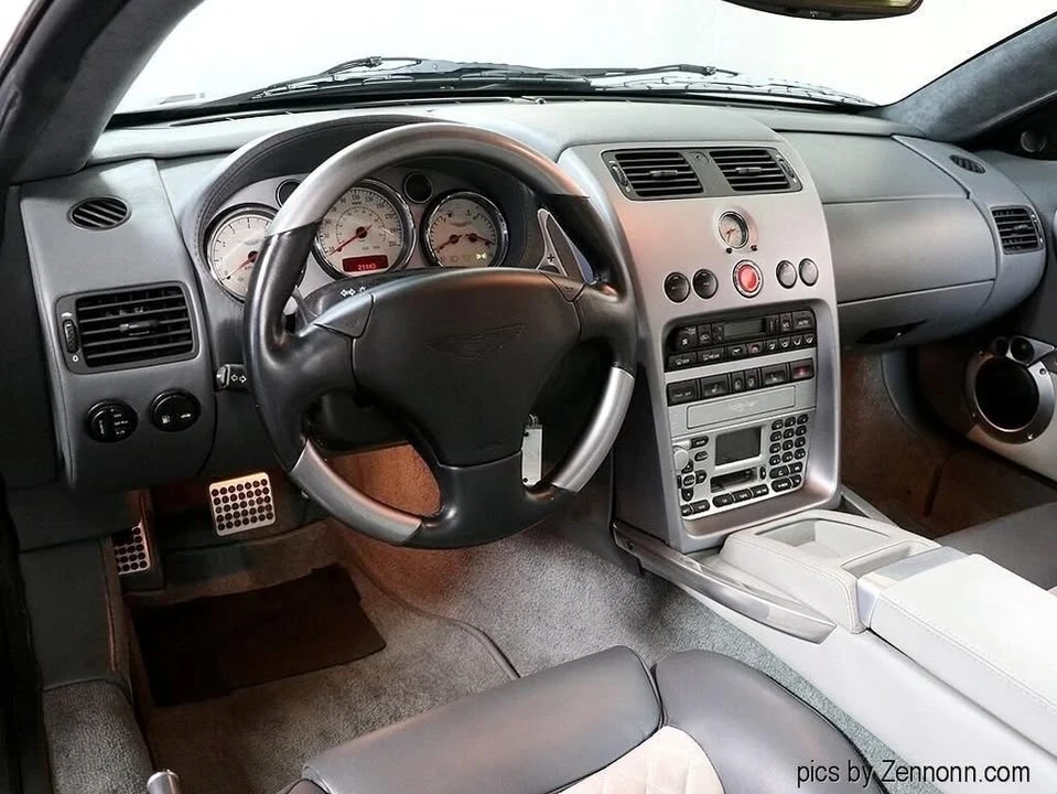 2003 Aston Martin Vanquish 1st Gen - Image 17 of 20
