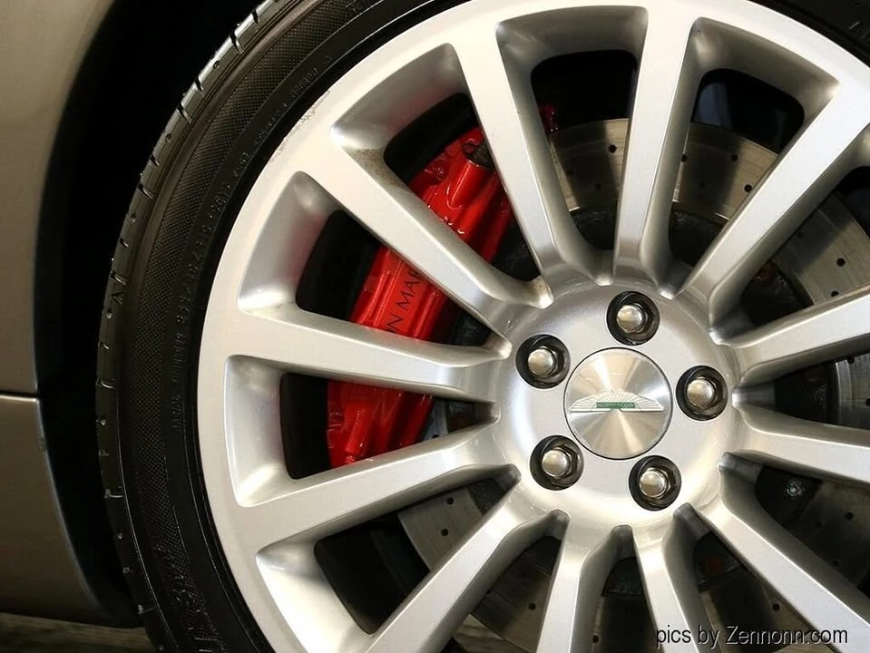 2003 Aston Martin Vanquish 1st Gen - Image 4 of 19