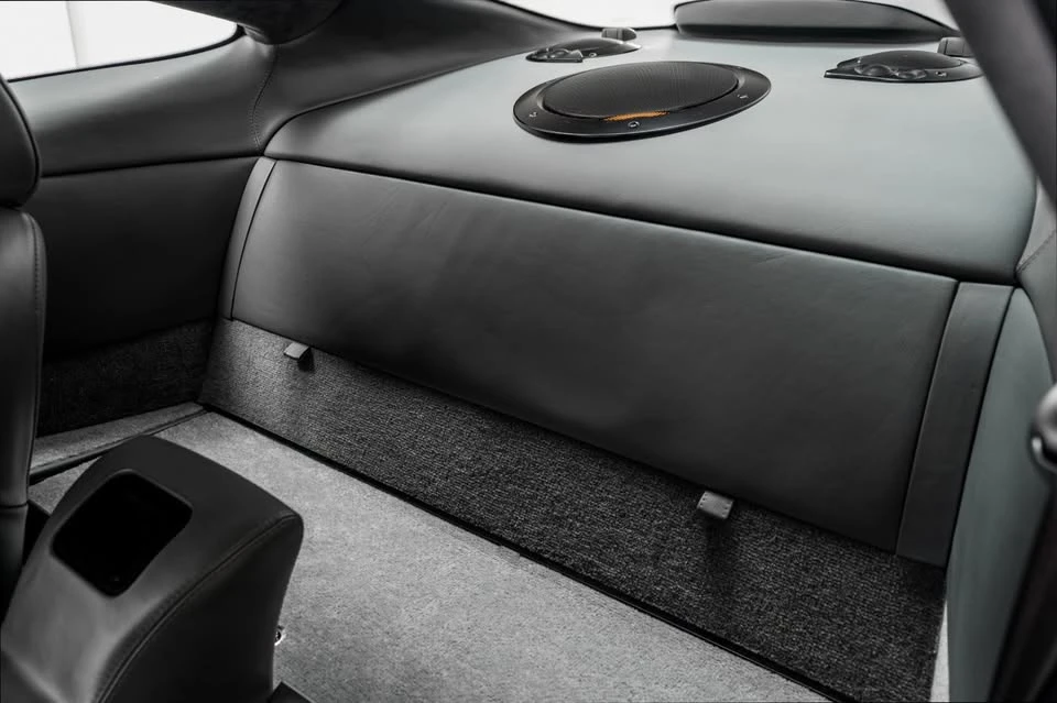 2003 Aston Martin Vanquish 1st Gen - Image 13 of 17