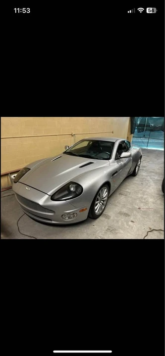 2003 Aston Martin Vanquish 1st Gen - Image 17 of 20