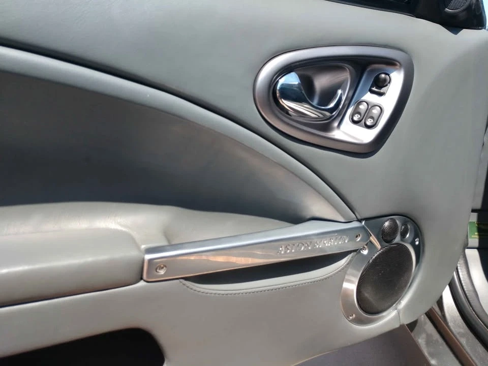 2003 Aston Martin Vanquish 1st Gen - Image 15 of 20