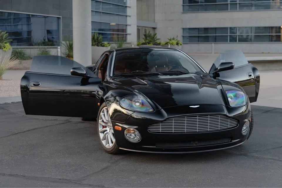 2003 Aston Martin Vanquish 1st Gen - Image 2 of 19