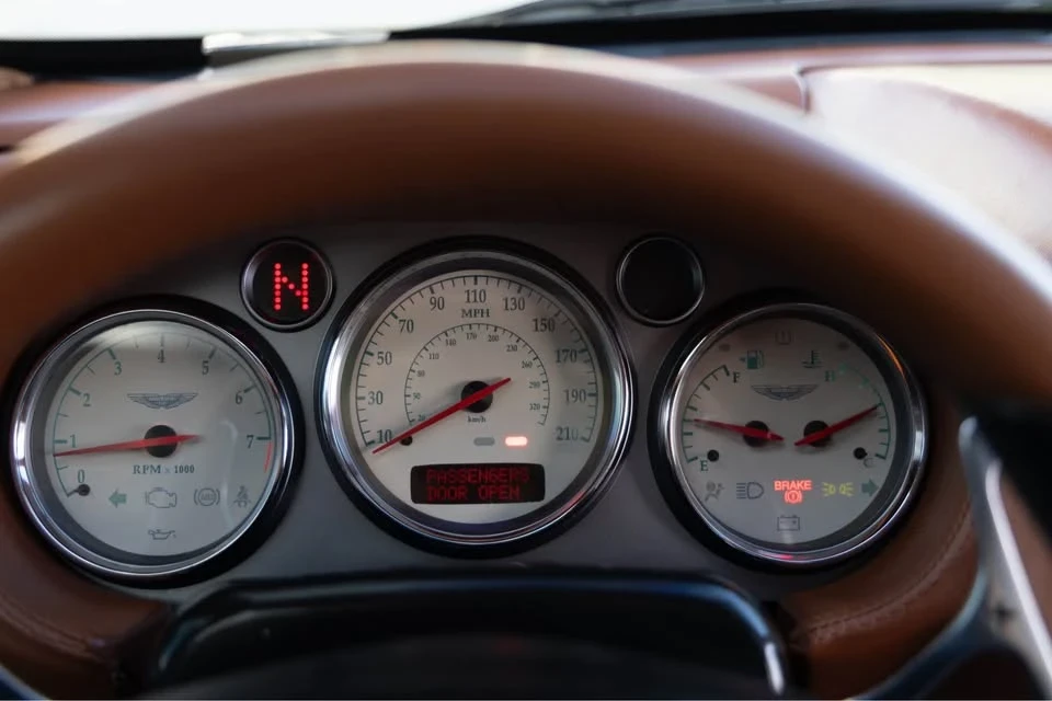 2003 Aston Martin Vanquish 1st Gen - Image 13 of 19