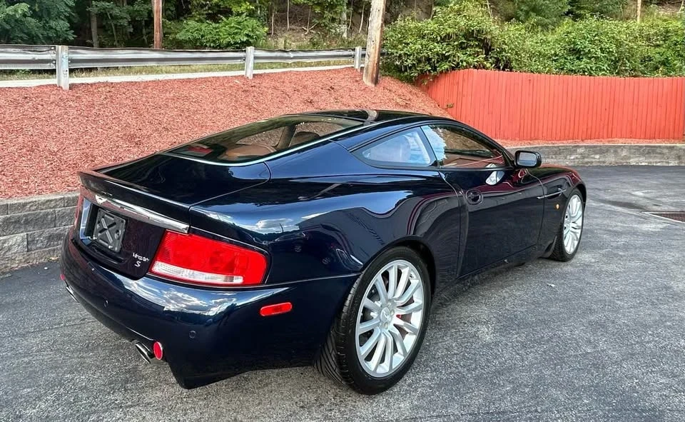 2003 Aston Martin Vanquish 1st Gen - Image 5 of 18