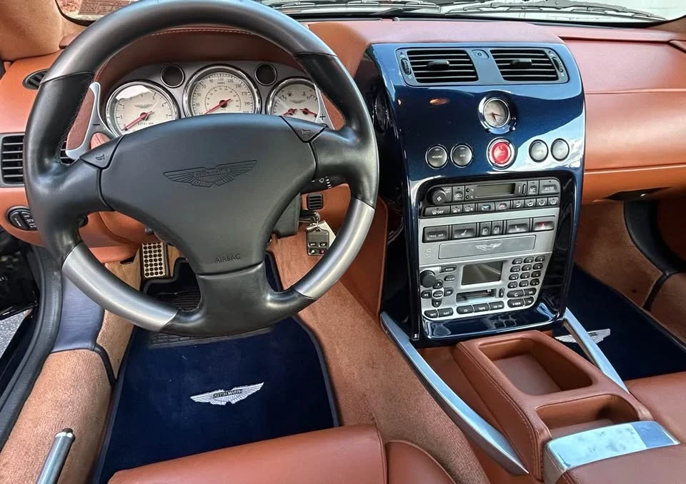 2003 Aston Martin Vanquish 1st Gen - Image 12 of 18