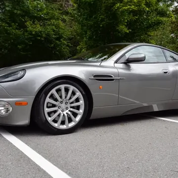 2003 Aston Martin Vanquish Coupe