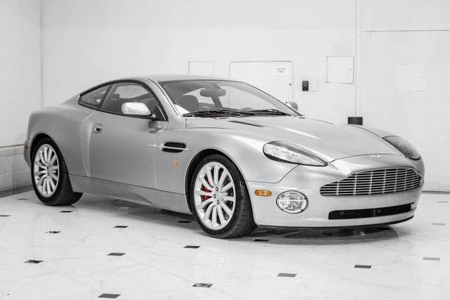 2003 Aston Martin Vanquish 1st Gen - Image 2 of 10