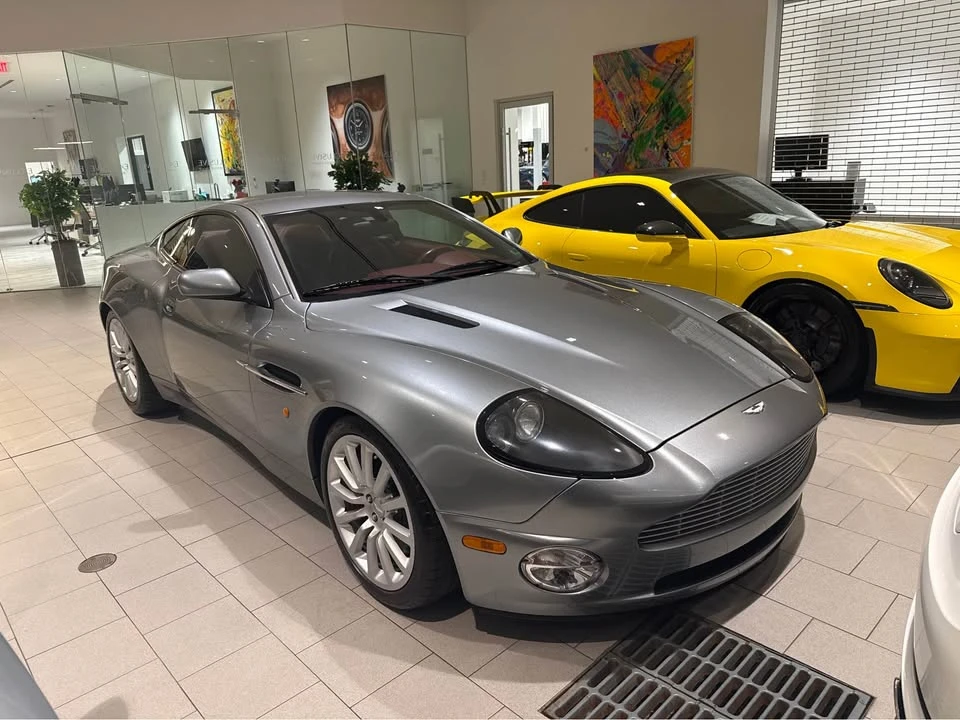 2003 Aston Martin Vanquish 1st Gen - Image 6 of 10