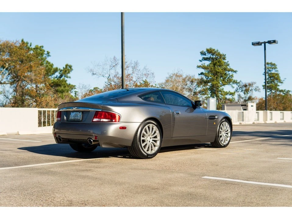 2003 Aston Martin Vanquish 1st Gen - Image 12 of 20