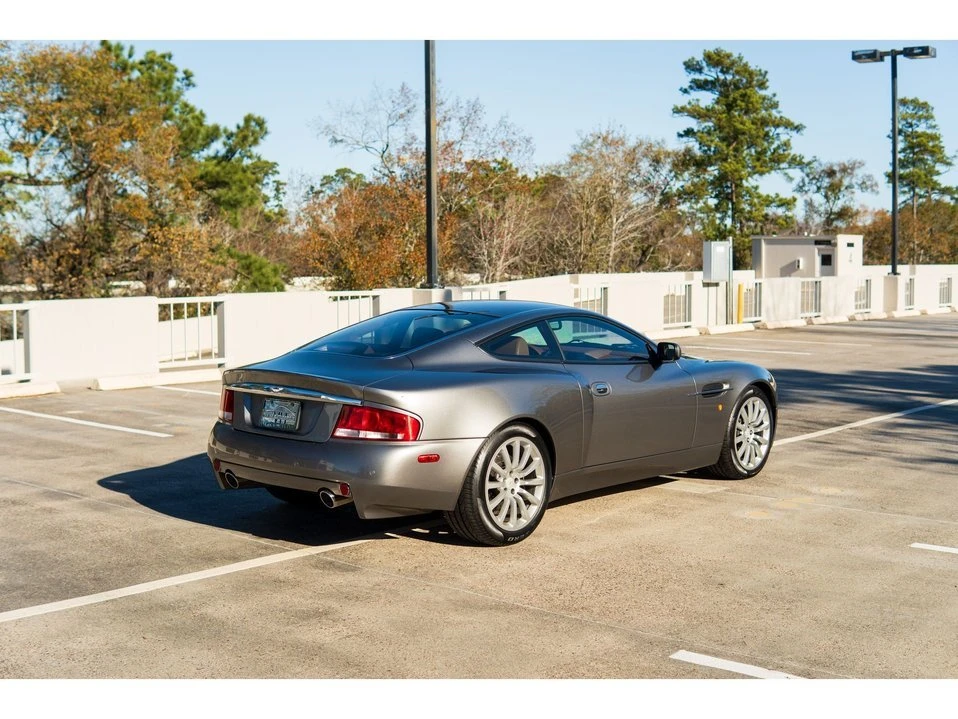2003 Aston Martin Vanquish 1st Gen - Image 13 of 20