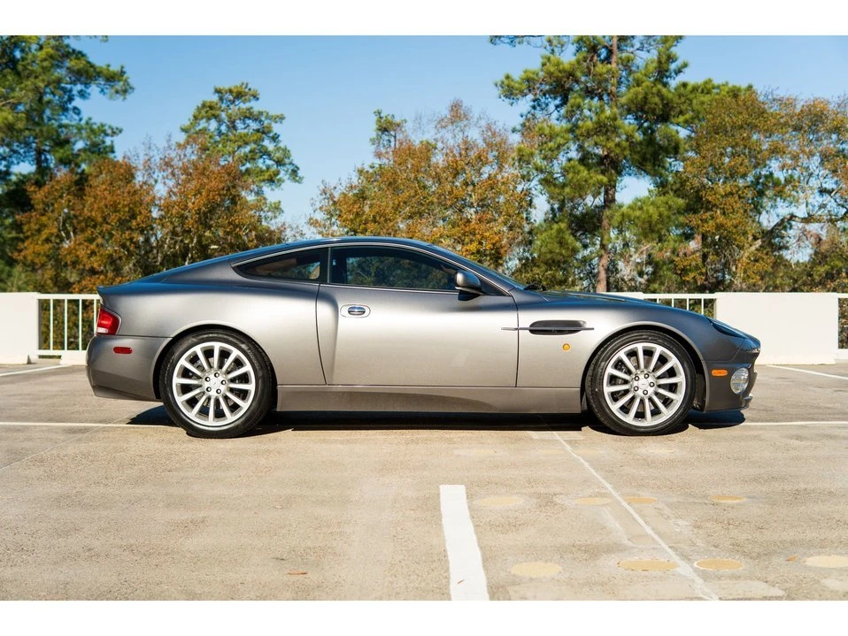 2003 Aston Martin Vanquish 1st Gen - Image 14 of 20