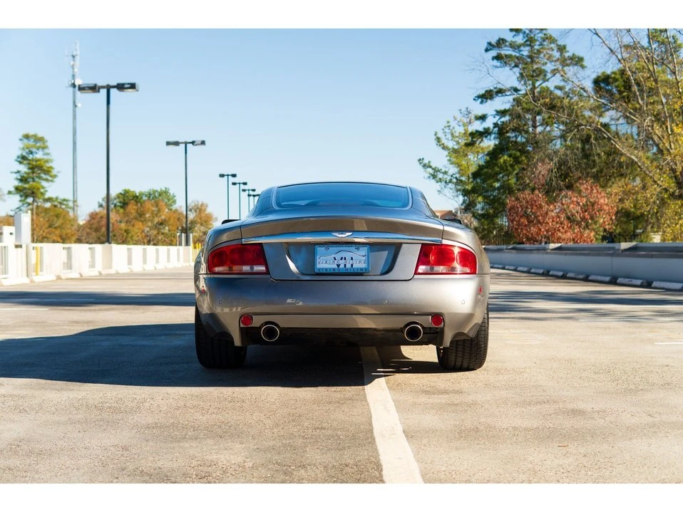 2003 Aston Martin Vanquish 1st Gen - Image 11 of 20