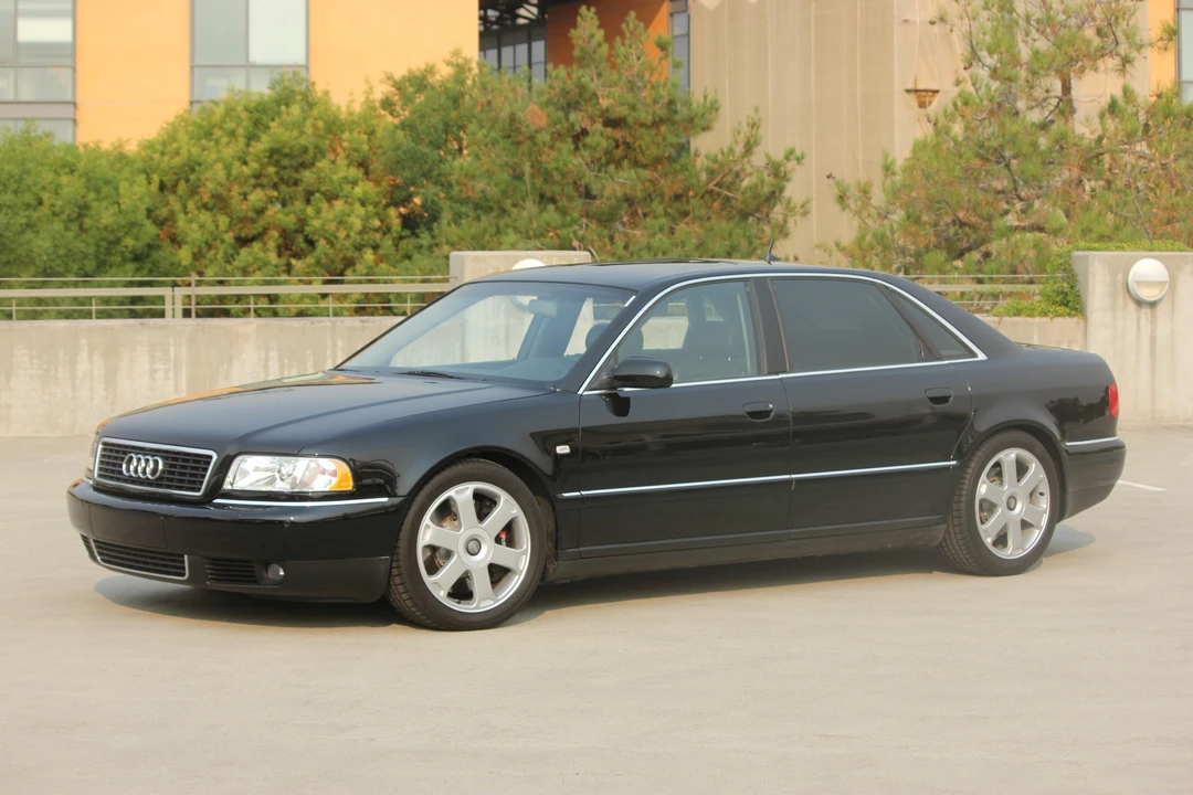 2003 Audi D3 A8 - Image 2 of 31