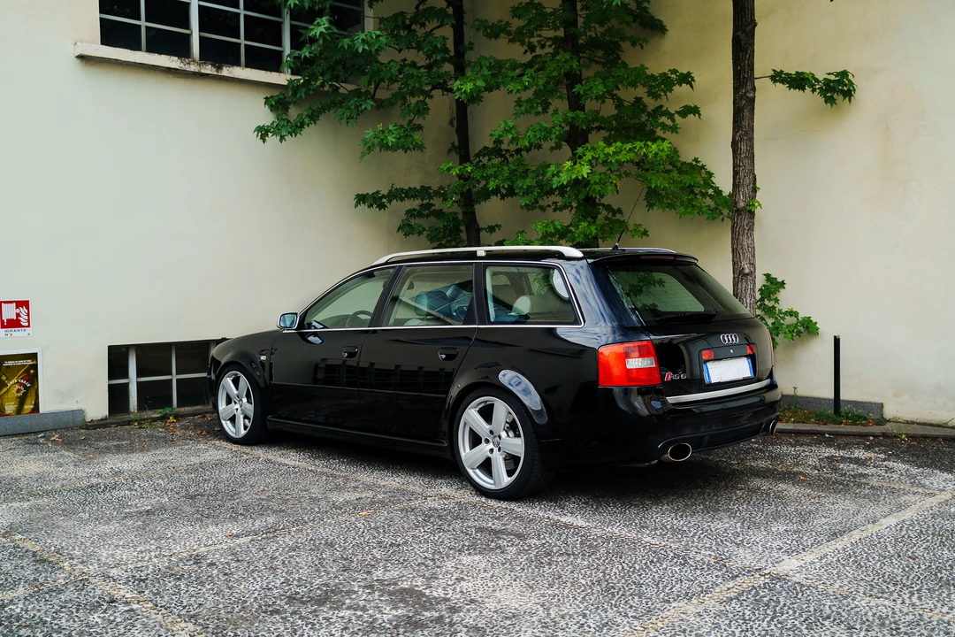 2003 Audi C5 RS6 - Image 7 of 31