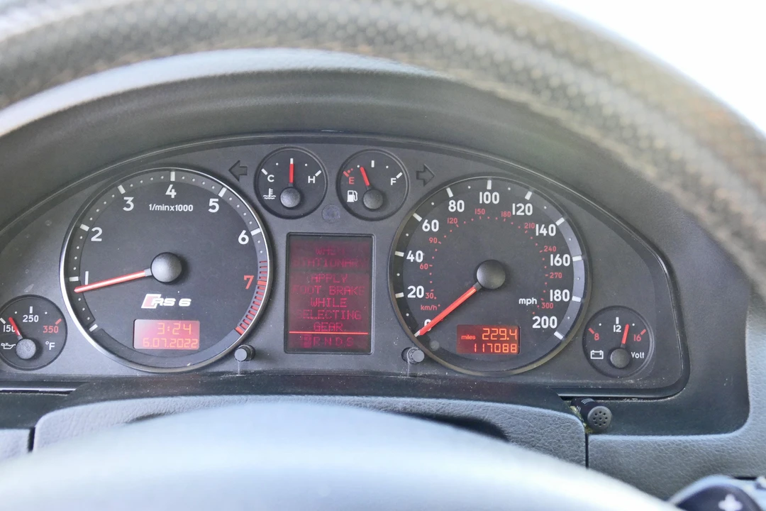 2003 Audi C5 RS6 - Image 11 of 12