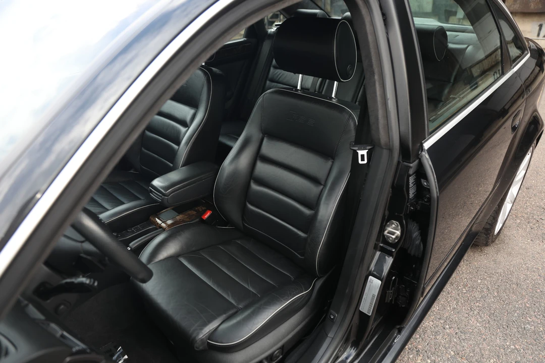 2003 Audi C5 RS6 - Image 29 of 31